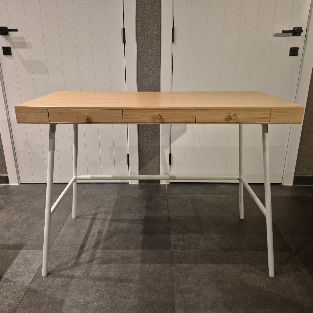 Ikea Lillasen bureau - bamboe 102 x 49, Ophalen, Zo goed als nieuw