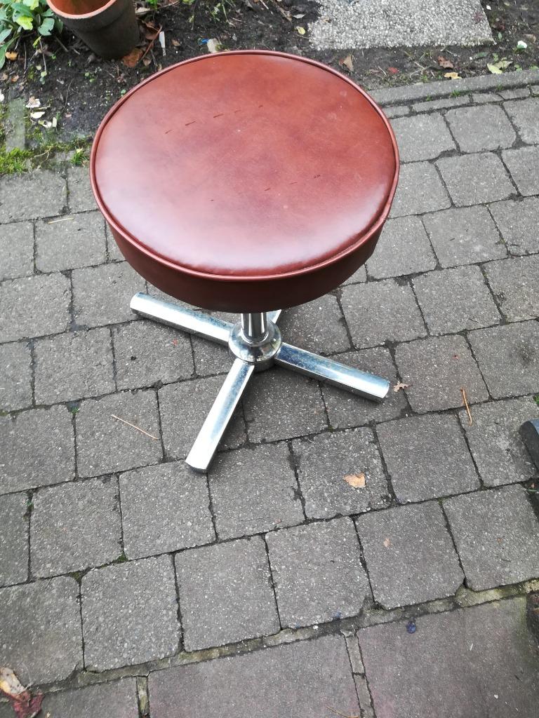 Een vintage krukje, Antiek en Kunst, Curiosa en Brocante, Ophalen