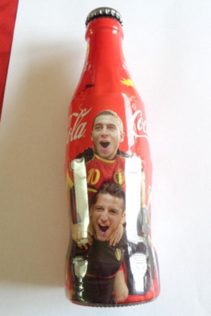 Collection. Bouteille en verre. Coca Cola Red Devils. N1., Ophalen of Verzenden, Nieuw, Overige typen