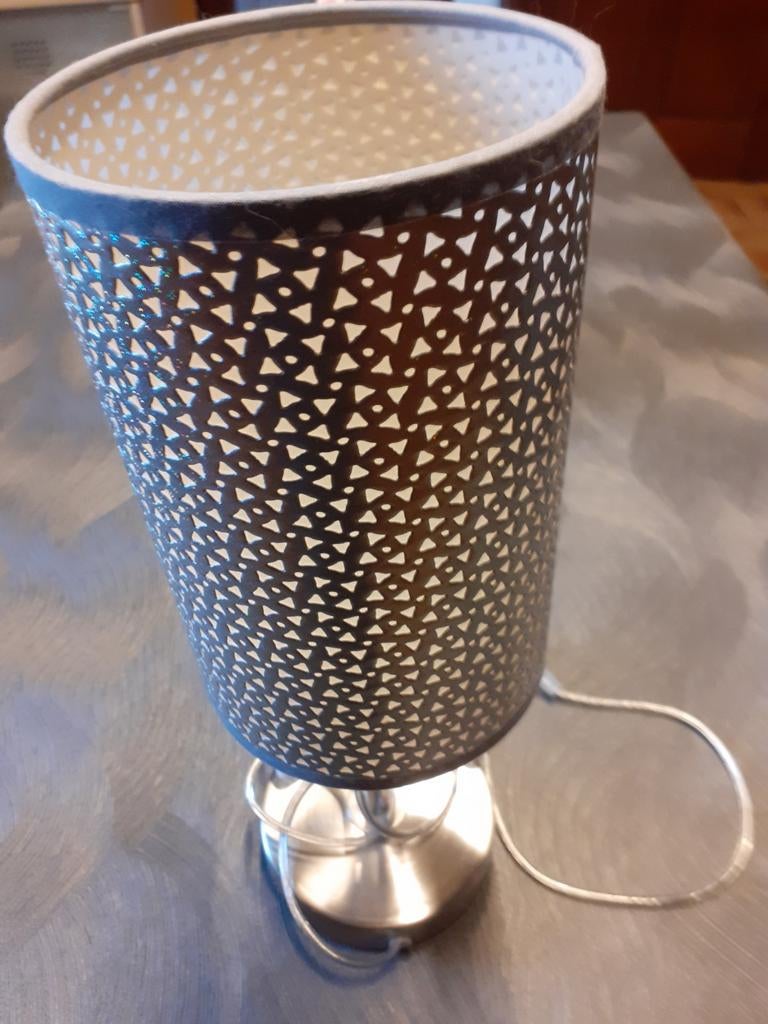 Nachtlamp., Ophalen