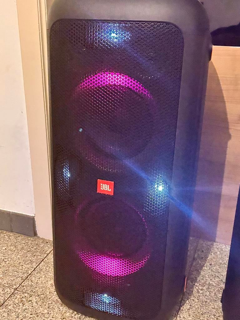 Jbl partybox te huur, Ophalen, Nieuw, Luidspreker(s)