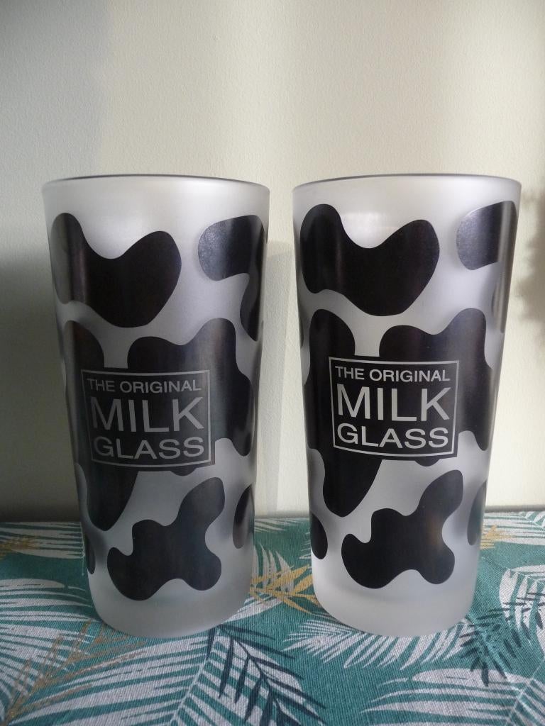 2 Toffe Milkshake glazen, Enlèvement ou Envoi, Comme neuf, Verre, Verre ou Verres