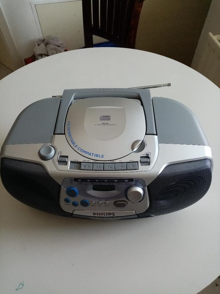 Cd radio cassette speler PHILIPS., Enlèvement, Comme neuf, Radio, Avec lecteur de CD