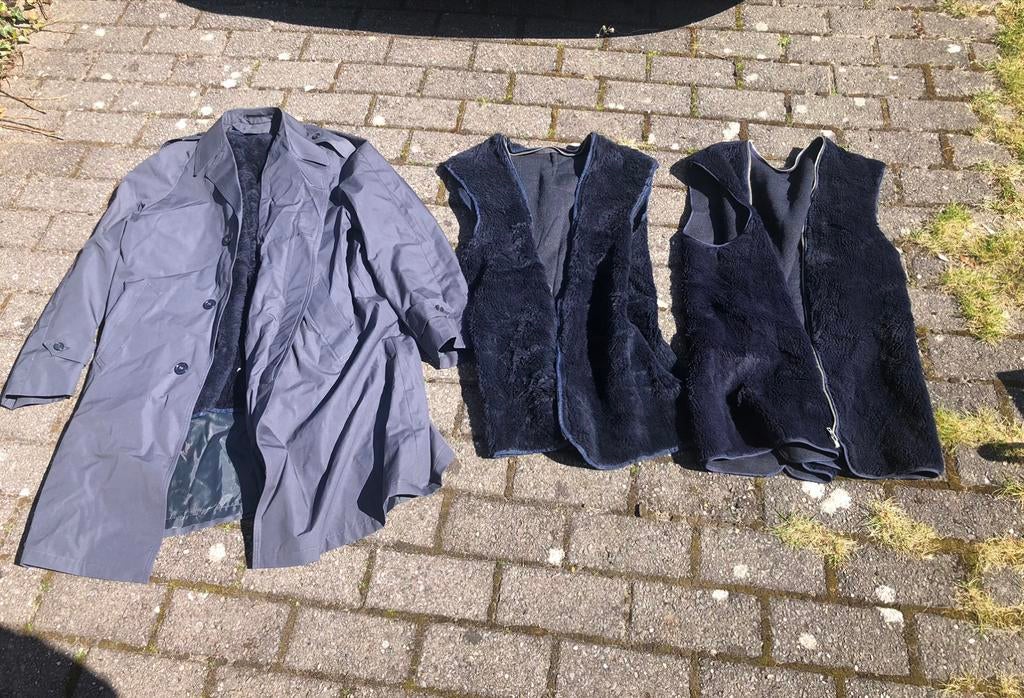 Regen legerjas belgische luchtmacht 1975, Verzamelen, Ophalen of Verzenden, Luchtmacht, Kleding of Schoenen