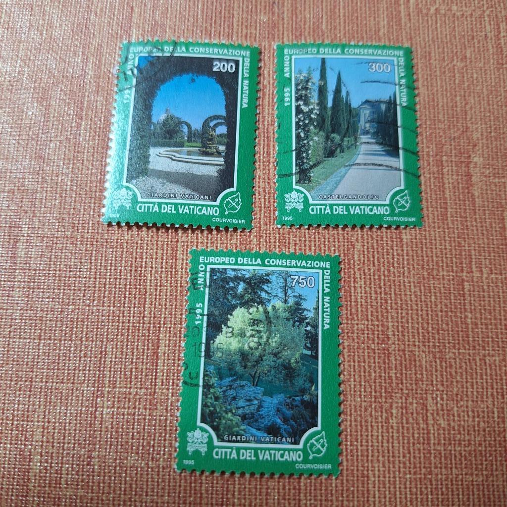 12 timbres du Vatican, Timbres & Monnaies, Timbres | Europe | Italie, Envoi