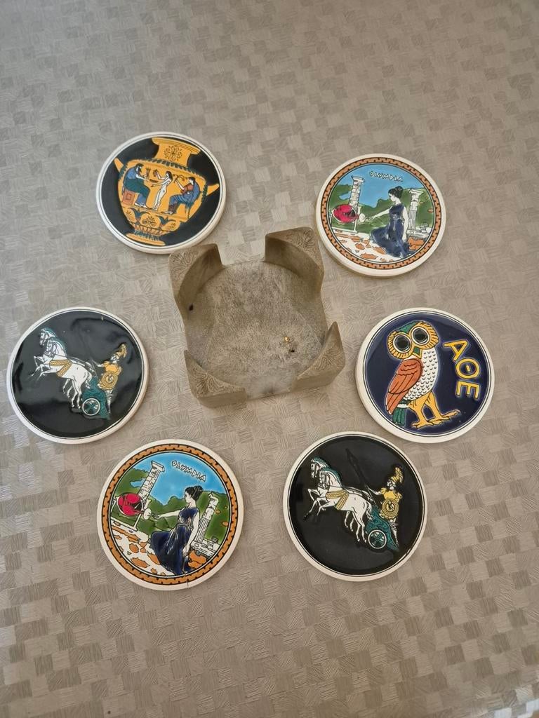 Griekse stijl onderzetters/ onderleggers met houten houder, Ophalen of Verzenden