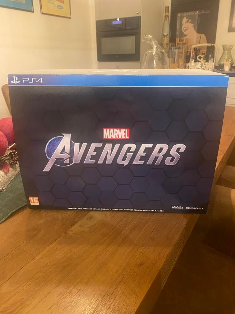 Marvel Avengers “deluxe edition”, Games en Spelcomputers, 1 speler, Nieuw, Vanaf 16 jaar, Ophalen