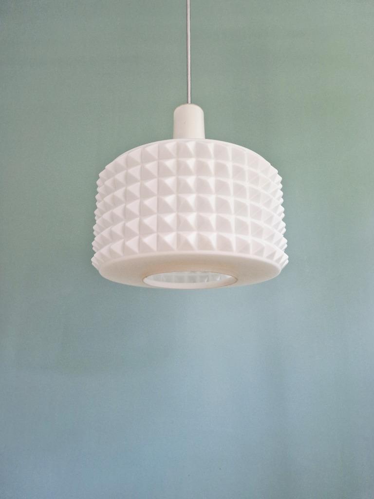 Grande suspension en opaline blanche, Ivan Jakes, 1960, Enlèvement ou Envoi