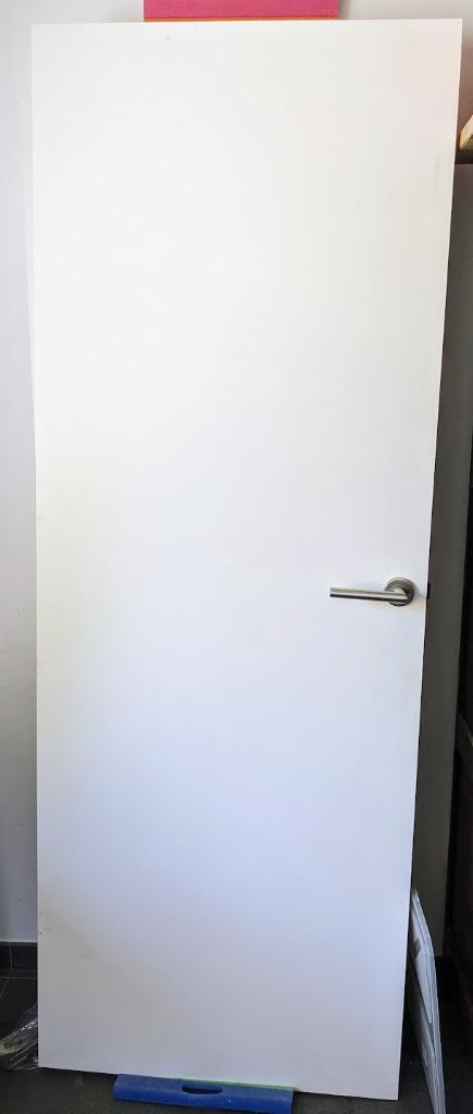 2 Portes blanches avec poignées/charnières pour intérieur, Comme neuf, Enlèvement, Autres types, Bois