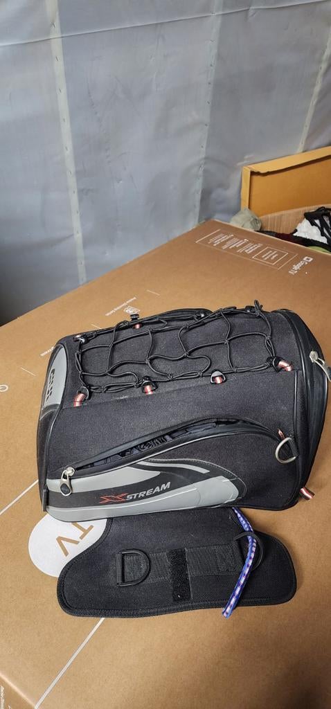 Givi tas duozit sportmotor, Motoren, Ophalen