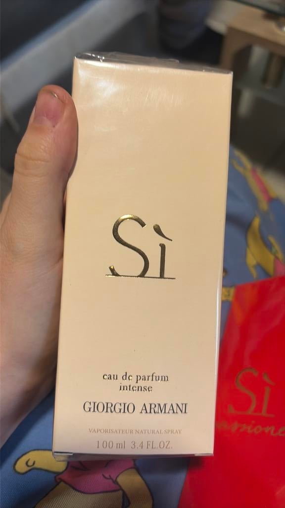 Parfum, Enlèvement, Comme neuf