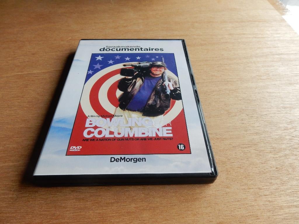 nr.1101- Dvd: bowling for columbine - documentaire, À partir de 16 ans, Enlèvement ou Envoi, Comme neuf, Guerre ou Policier