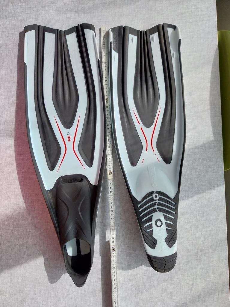 Duikflippers, Watersport en Boten, Ophalen of Verzenden, Zo goed als nieuw