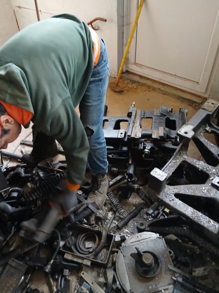 Tel 0466028135 ferrauilleur gratuit vide messon depo hangar, Enlèvement ou Envoi