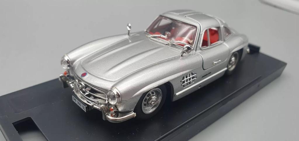 1:43 Bang 7089 Mercedes 300 SL gullwing 1955 silver, Enlèvement ou Envoi, Comme neuf, Voiture