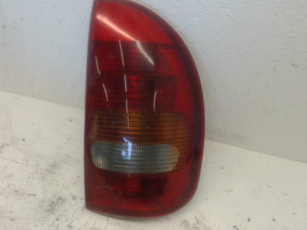 feu arriere  droit  opel corsa B  5 portes, Enlèvement, Utilisé, Opel