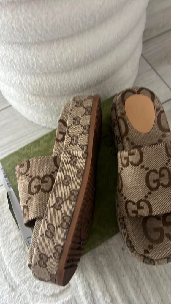 Gucci sandale p40, Enlèvement ou Envoi, Comme neuf