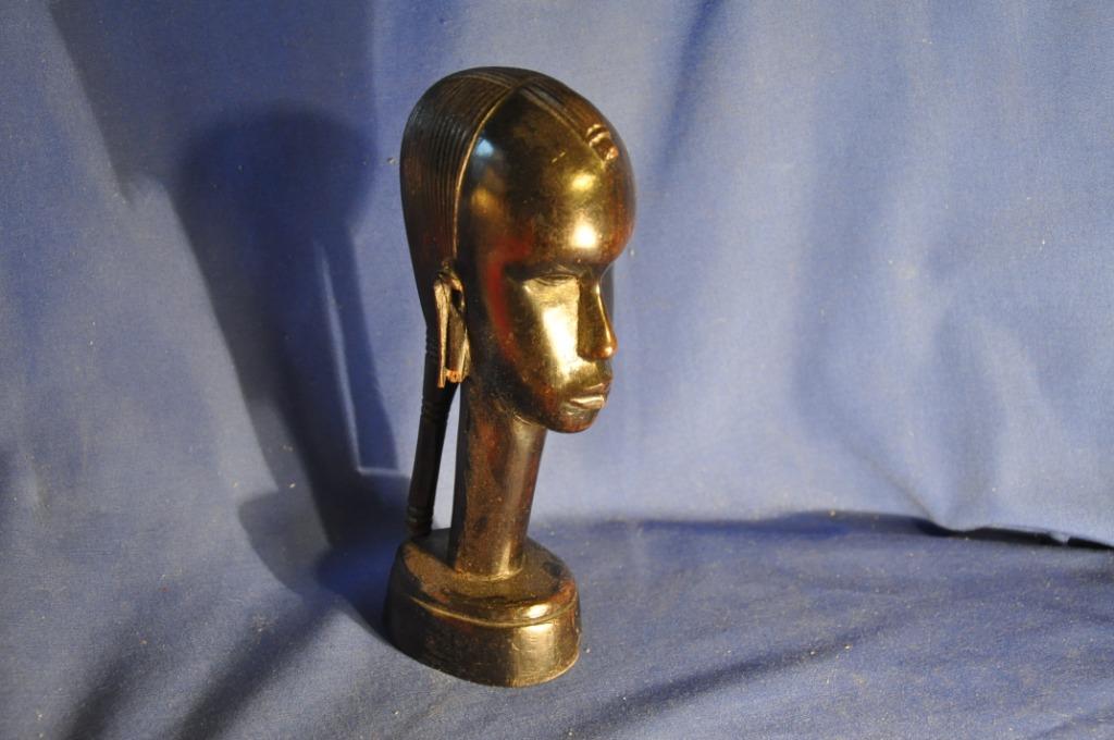 figurine africaine femme au long cou ébène, Enlèvement ou Envoi