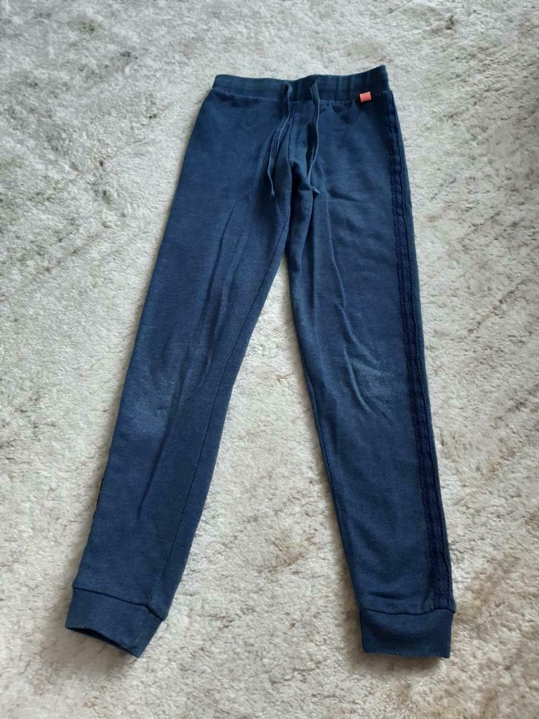 Lichte joggingbroek m. 134 donkerblauw, Ophalen of Verzenden, ANDERE