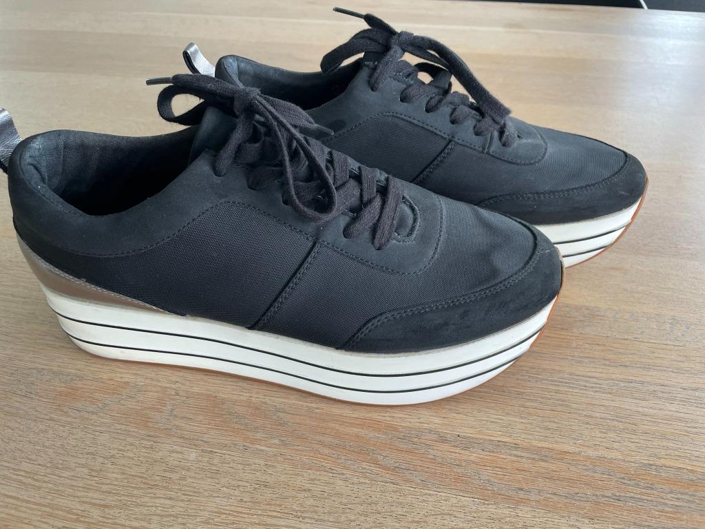 Mooie sneakers (41) van Zara, Verzenden, Zwart, Zo goed als nieuw, Sneakers