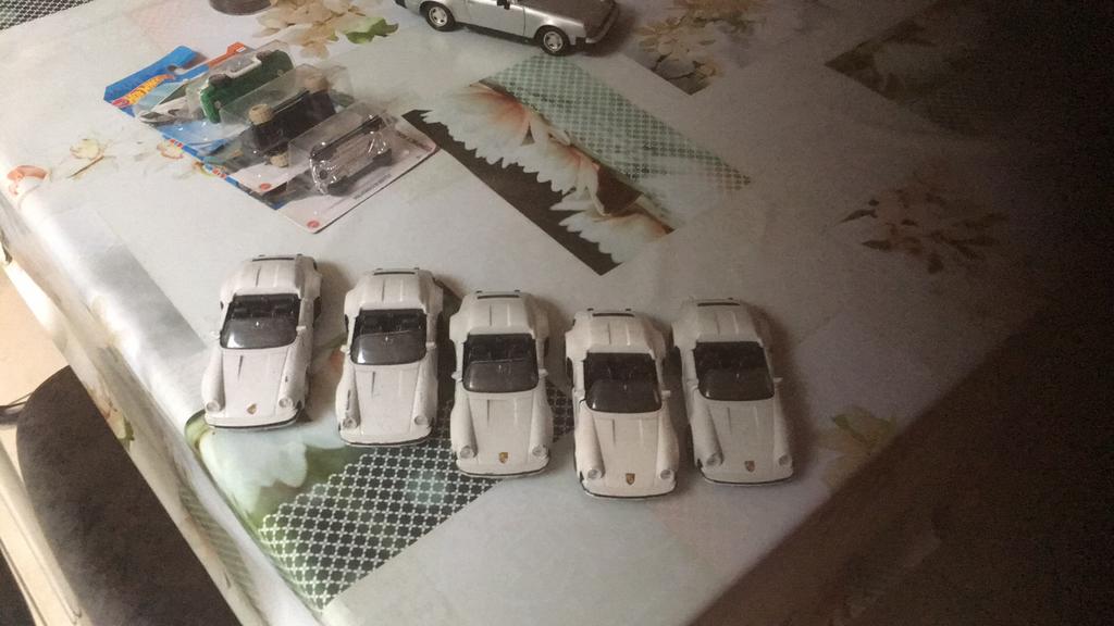 Porsche miniaturen, Ophalen