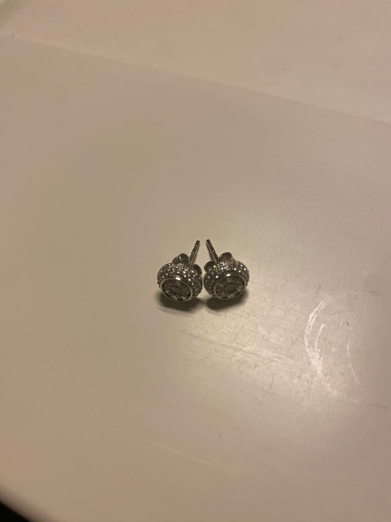 Oorbellen met diamanten, Ophalen of Verzenden, Zo goed als nieuw
