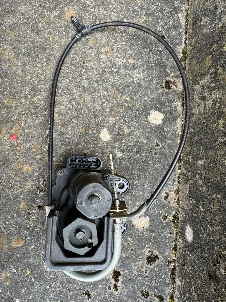 Harley uitlaatklepmotor met dubbele nokken, Motoren