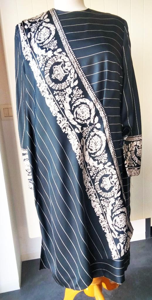 Elegante zwarte jurk „LOUIS FERAUD” maat 42, Zwart, Maat 42/44 (L), Ophalen of Verzenden, Zo goed als nieuw