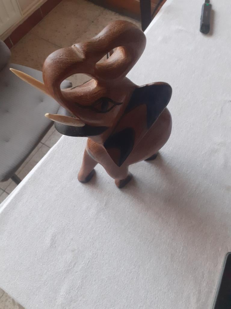 Sculpture bois Éléphant 29cm, Antiquités & Art