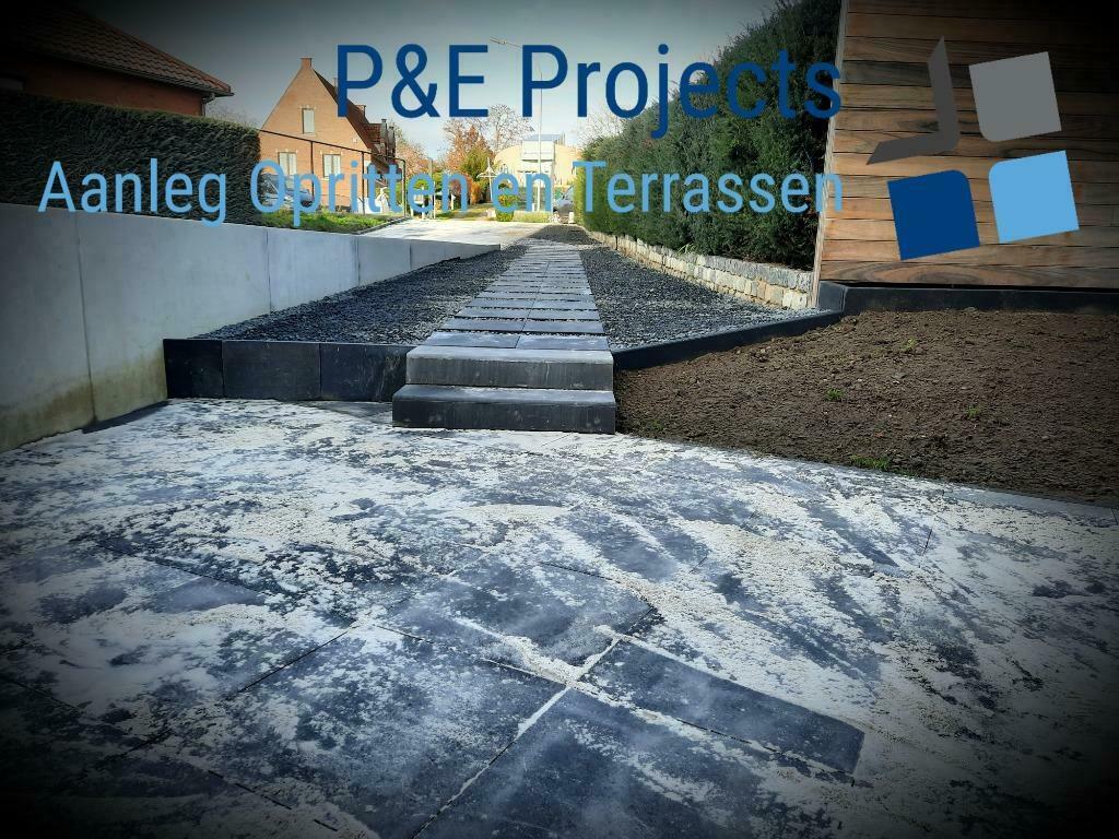 Aanleg van Opritten en Terrassen, Diensten en Vakmensen, 24-uursservice