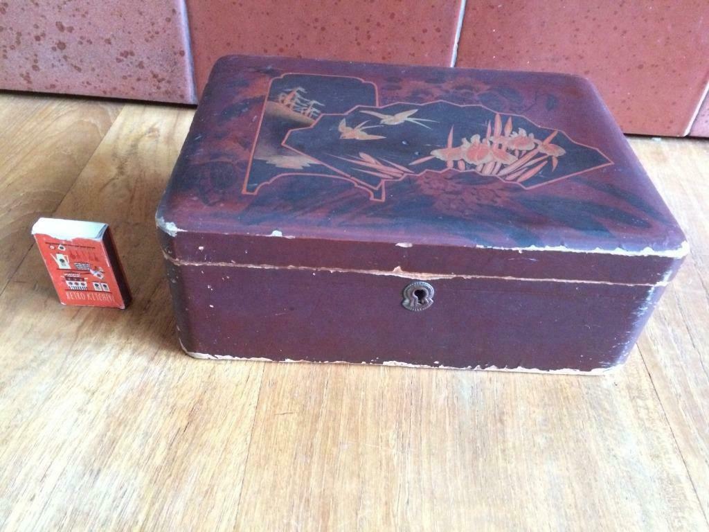 Oud Chinees Indisch versierd houten kistje / doosje bordeaux, Ophalen