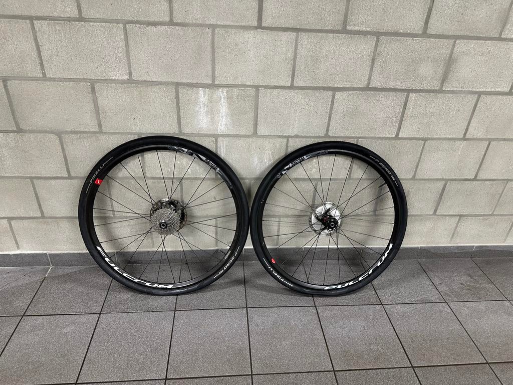 Fulcrum wielen + cassette/schijven en banden, Enlèvement, Comme neuf