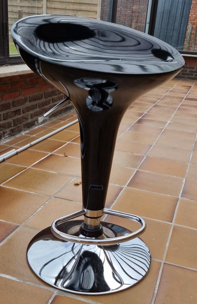 tabouret de bar moderne, Enlèvement, Comme neuf, Métal, Avec repose-pieds