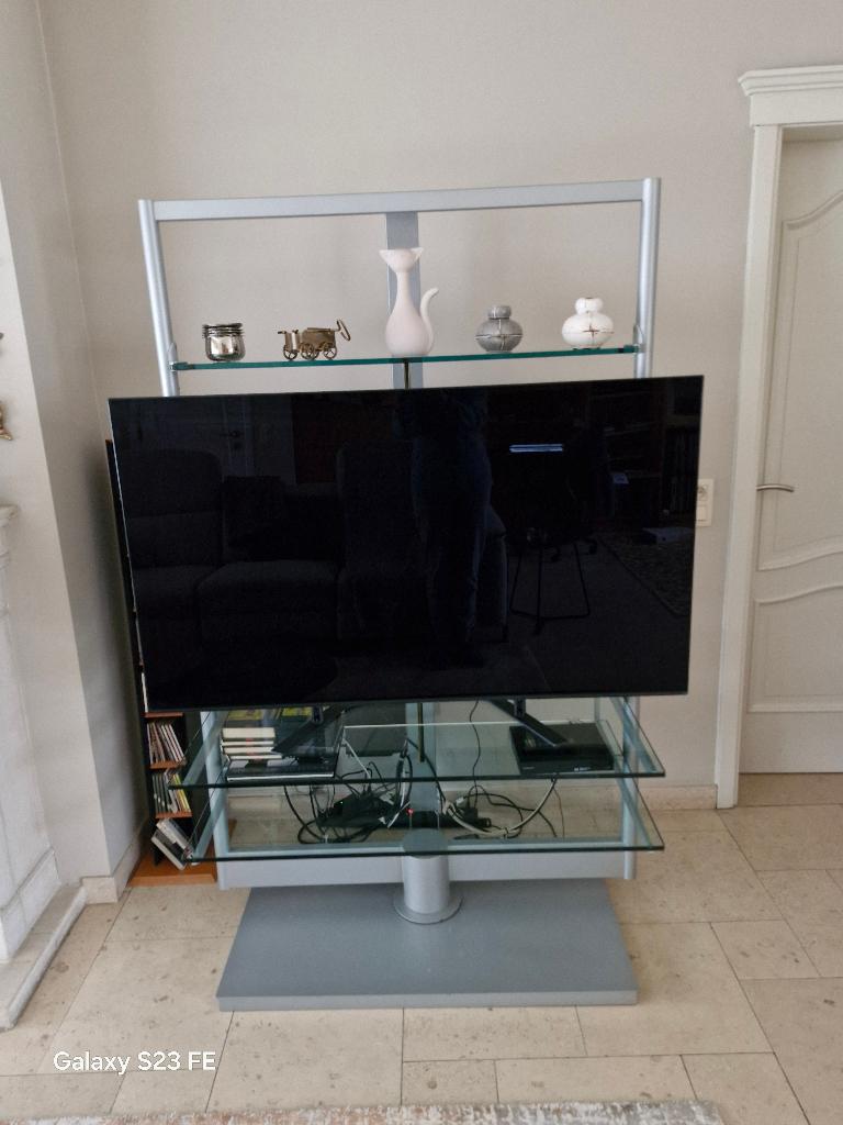 Vrijstaand tv meubel, Ophalen, 100 tot 150 cm, Zo goed als nieuw, Glas