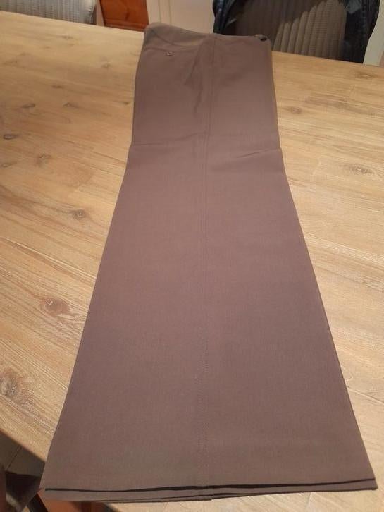 Dames broek Caroline Biss 42, Kleding | Dames, Broeken en Pantalons, Ophalen of Verzenden, Zo goed als nieuw, Maat 42/44 (L)