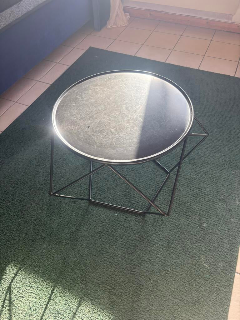 table basse, Enlèvement, Comme neuf