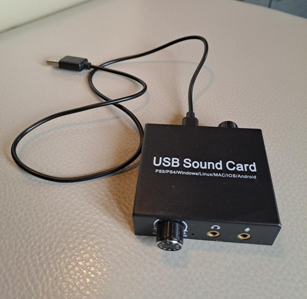 USB soundcard voor tss PC en hoofdtelefoon.met bass+ volume, Computers en Software, Ophalen of Verzenden