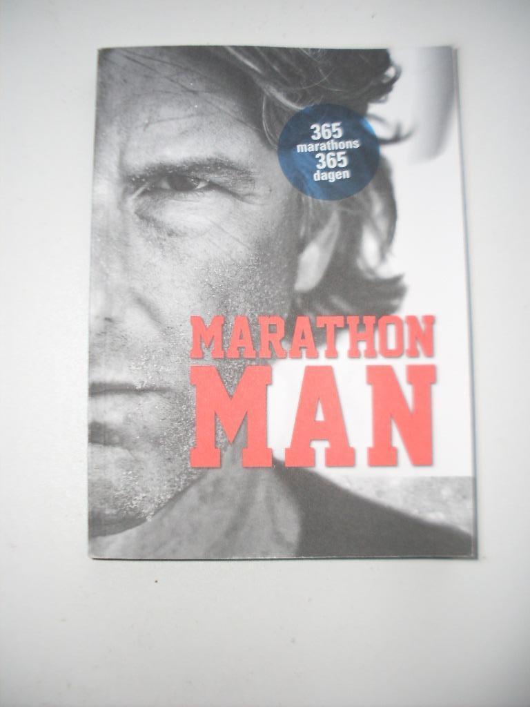 MARATHON MAN STEFAAN ENGELS (365 marathons in 365 dagen), Ophalen of Verzenden, Zo goed als nieuw, Hardlopen