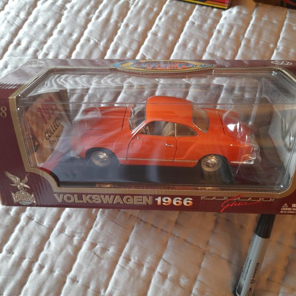 VW KARMANN GHIA 1966 * 1/18 ROAD LEGENDS * NEW*MIB*, Ophalen, Nieuw, Auto, Overige merken