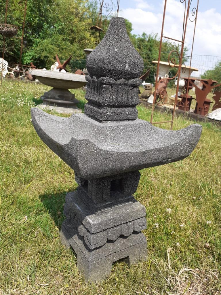 Superbe pagode , lanterne en pierre de lave, Enlèvement, Neuf, Pierre, Autres types