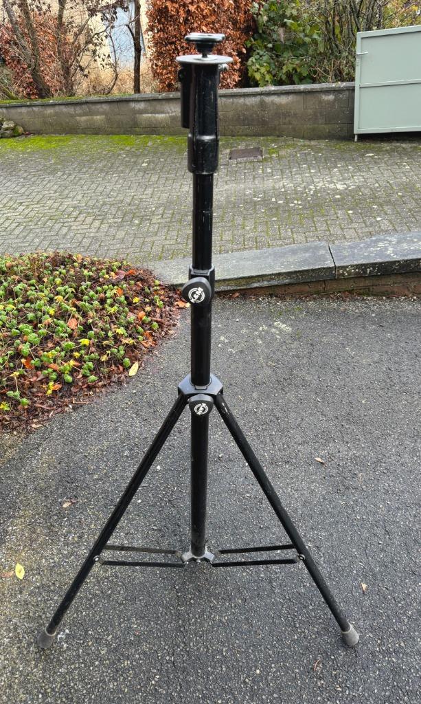 Pied studio photo, Ophalen, Nieuw