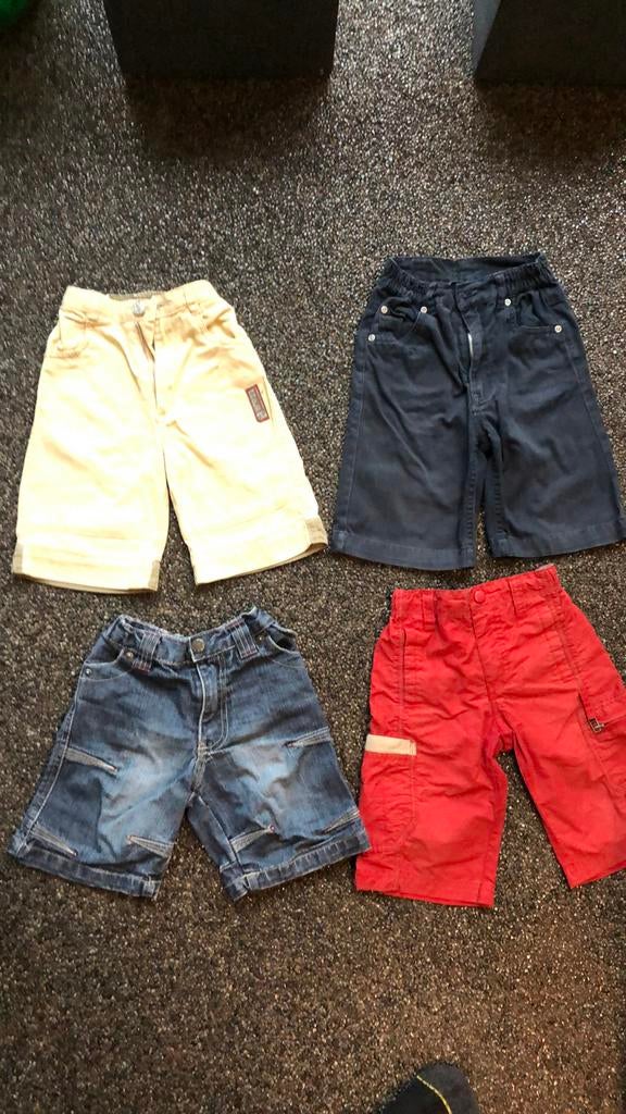 Korte broek jongen maat 92 en maat 98, Zo goed als nieuw, Jongen, Broek