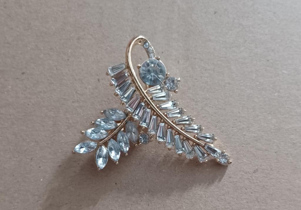 broche, Neuf, Enlèvement ou Envoi, Or, Or