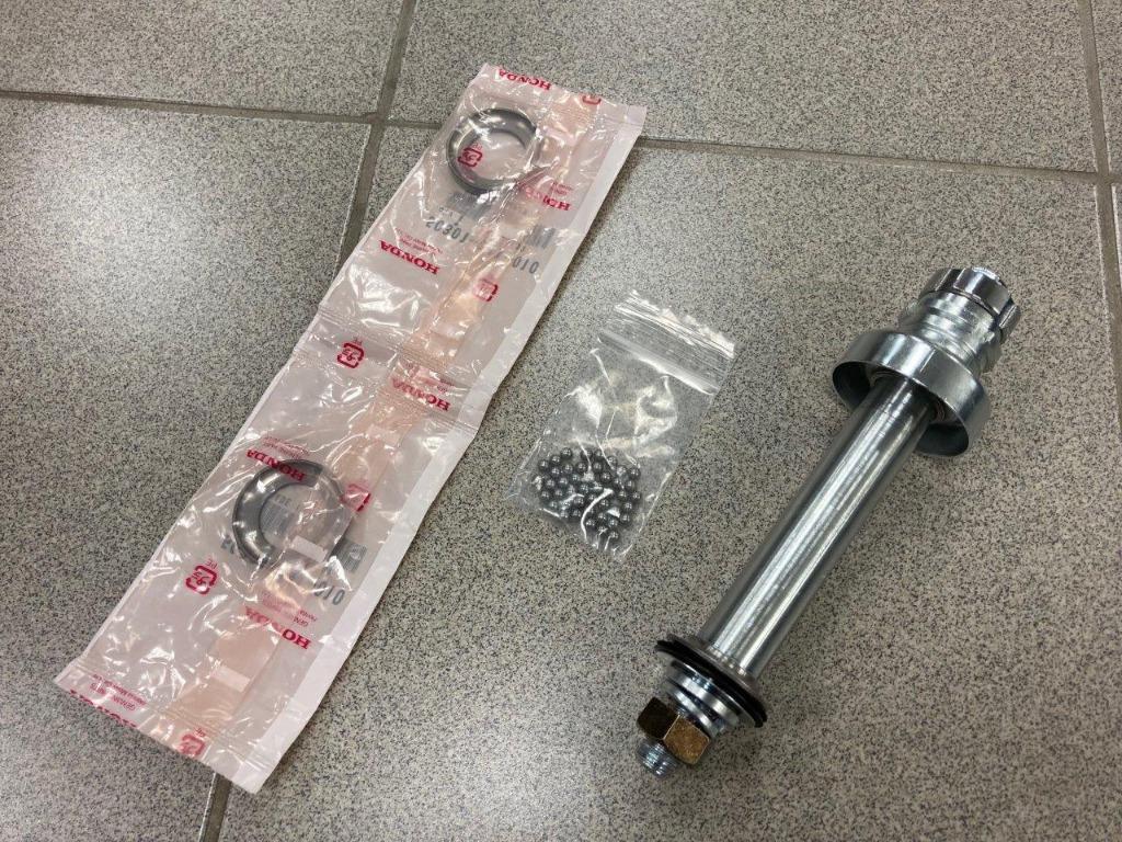Ensemble complet axe de fourche AV origine neuf HONDA CZ100, Enlèvement ou Envoi, Neuf
