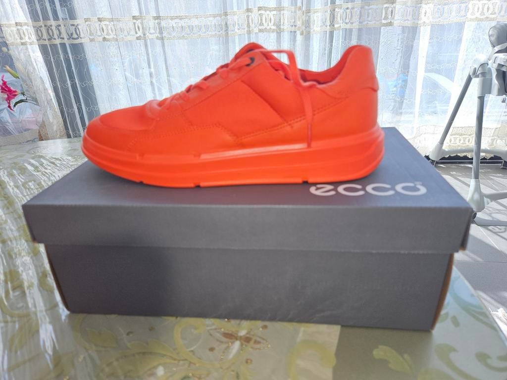 ecco, Ophalen, Nieuw