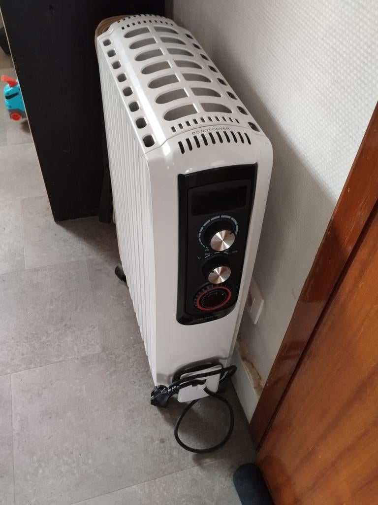 Elektrische Radiator (olie) wit , zo goed als nieuw., Ophalen, Radiator