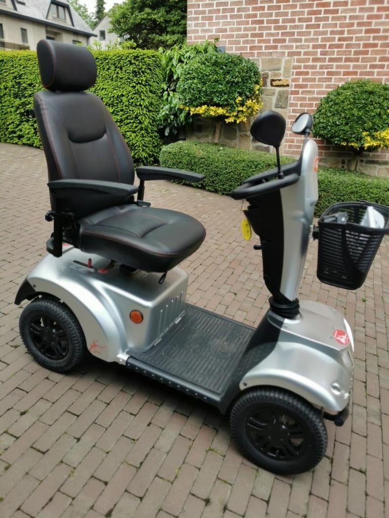 Scootmobiel carpo 2 special editie meer info 0488826971, Diversen, Rolstoelen, Zo goed als nieuw, Elektrische rolstoel, Inklapbaar