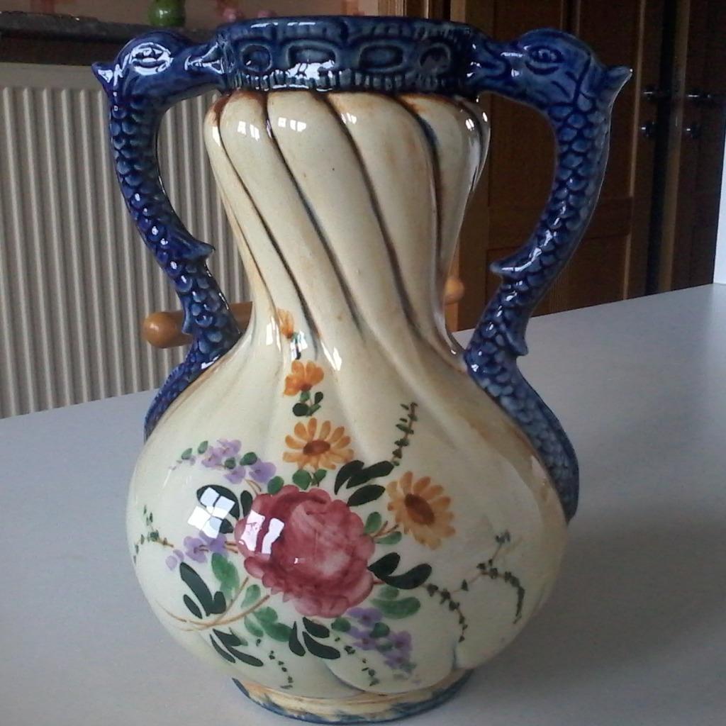 Vaas met oren in de vorm van draken, Ophalen of Verzenden