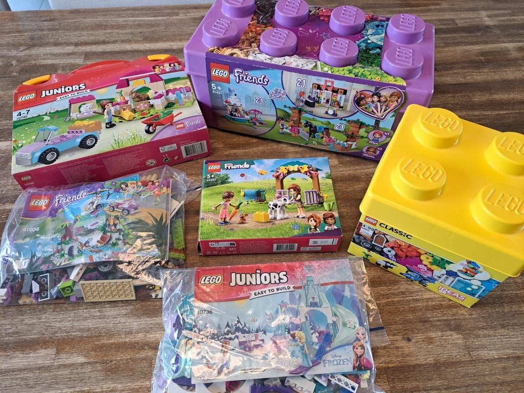 Lego lot friends frozen classic - 5 sets, Kinderen en Baby's, Speelgoed | Duplo en Lego, Zo goed als nieuw, Lego, Ophalen of Verzenden