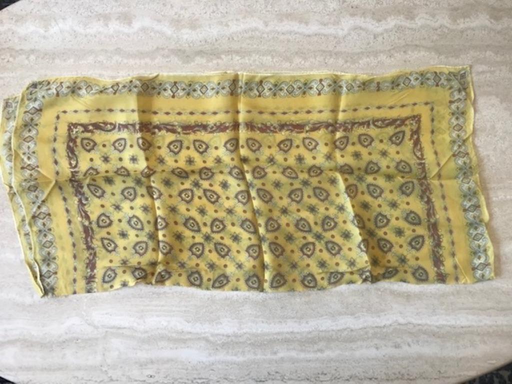 Zijden sjaal (zn5632), Ophalen of Verzenden, Zo goed als nieuw, Sjaal